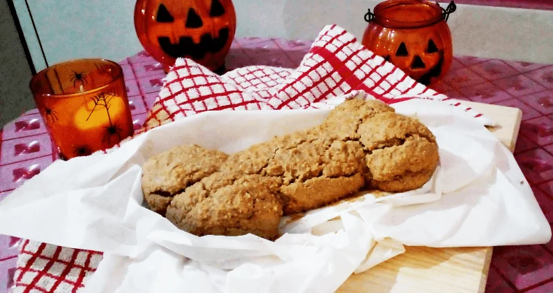 Almond and coconut pastry